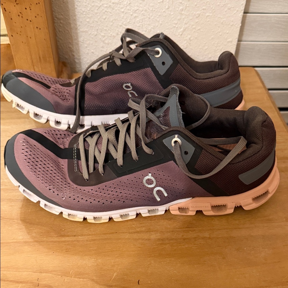 On Running Women's Athletic Shoes in Pink and Brown
